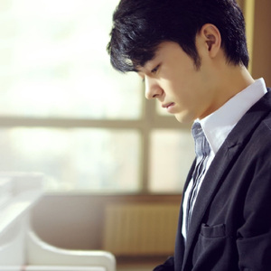 国产JK制服美女自慰
